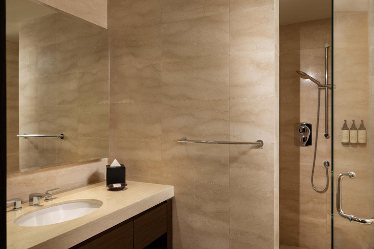 Bathroom 17
