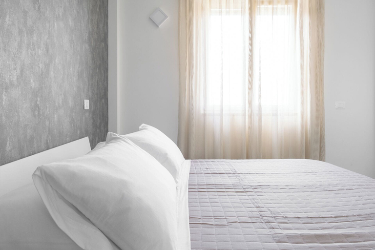 Bedroom 3, Hotel Bastione, Brindisi