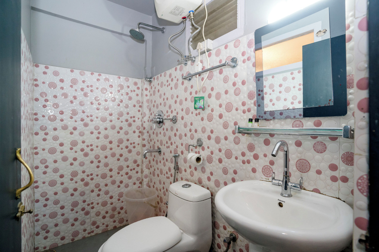 Bathroom 4, Sparrow Juniper Tree 2 min walk To Mg Marg, East Sikkim