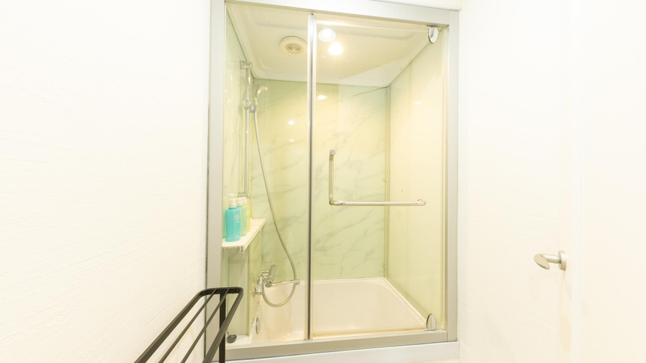 Bathroom 4
