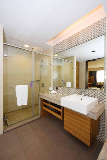 Bathroom 5, Fullon Hotel Taipei, Taipei City