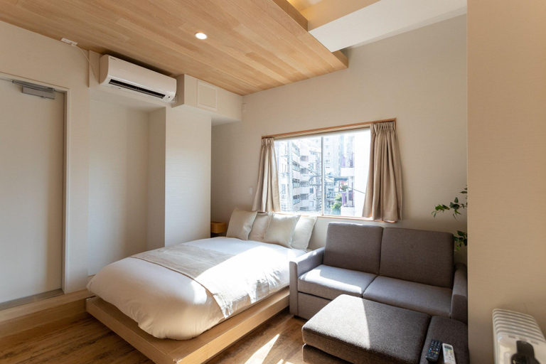 Bedroom 4, Sakura Cross Hotel Shinjuku East, Chiyoda