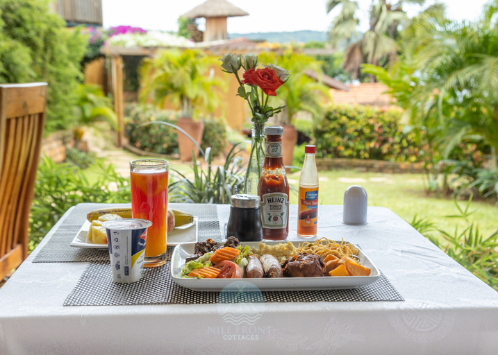 Food & Drinks 3, Nile Front Cottages, Jinja