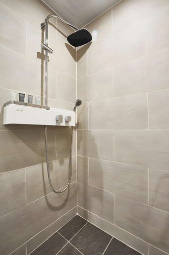 Bathroom 4, Royal Emporium Incheon Airport, Jung