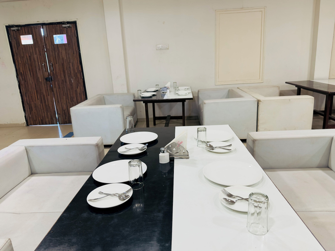 Food & Drinks 5, Nilkanth Resort - Best Resort in Anand, Anand