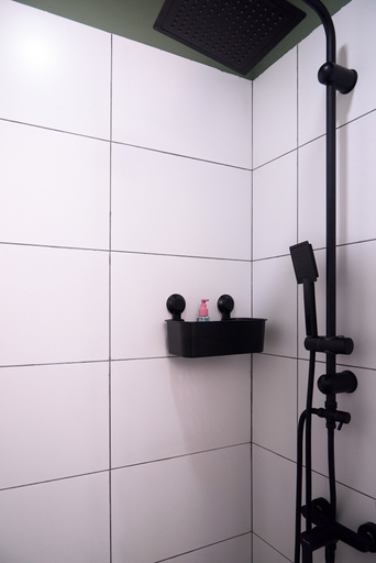 Bathroom 2, Brent Collection, Novi Sad