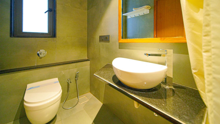 Bathroom 3, Hotel Nova Boutique Rajkot, Rajkot