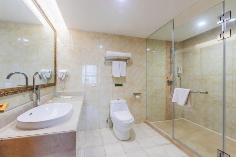 Bathroom, Vienna International Hotel, Liaocheng