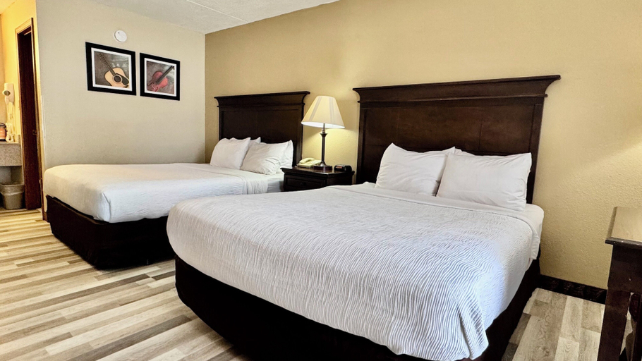 Bedroom 3, Quality Inn West-Branson Theatre District, Taney