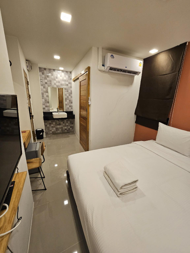 Bedroom 21