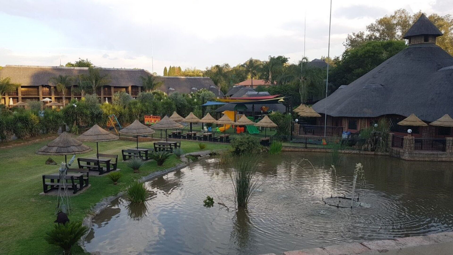 Exterior & Views 2, Bushmans Rock Country Lodge, City of Tshwane