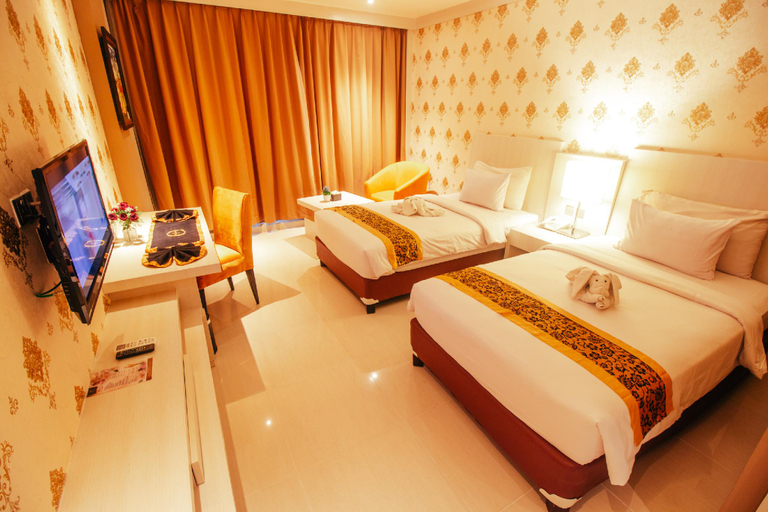 Bedroom 8