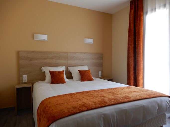 Others 5, Hotel Marinet, Ain