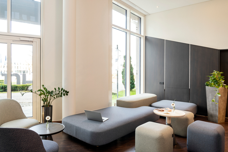 Public Area 4, NH München Airport, Erding