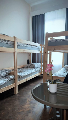 Bedroom 2, FiveHostel, Kraków City