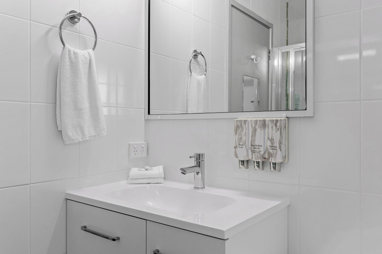 Bathroom 15