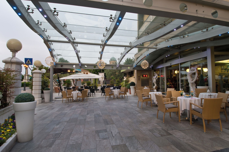 Food & Drinks 5, Terme Petrarca, Padua