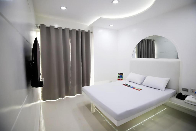 Bedroom 2, Astrotel Divisoria, Manila City