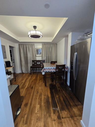 Others 3, Beautiful Boston Bedroom - New Renovation, Boston