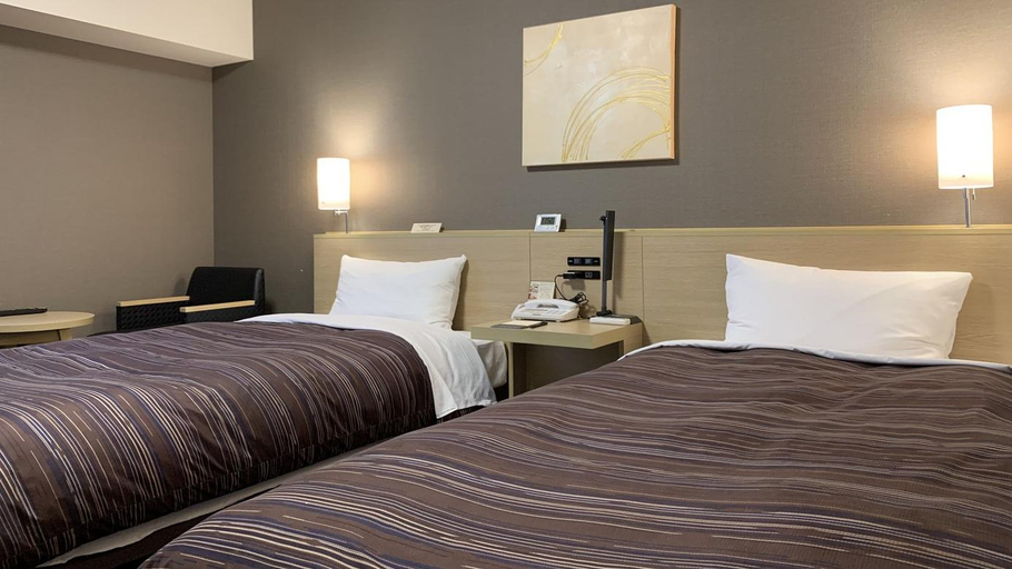 Bedroom 28