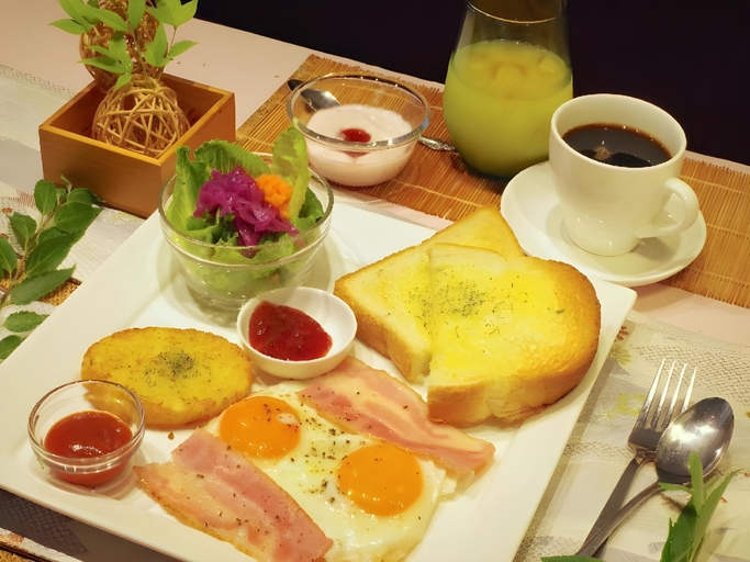 Food & Drinks 14
