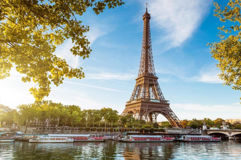 Nearby Landmark 4, Room private, Paris