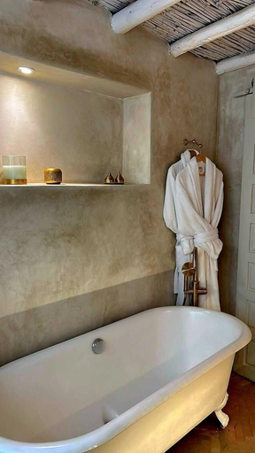 Bathroom, Le Singe Rose, Marrakech