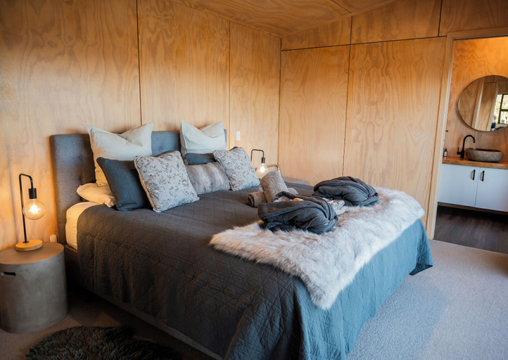 Bedroom 3, Beresford Heights & Rise, Clutha