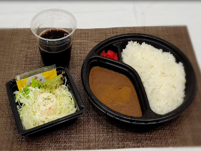 Food & Drinks 9