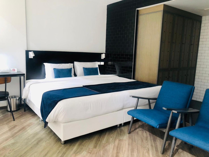 Bedroom 24