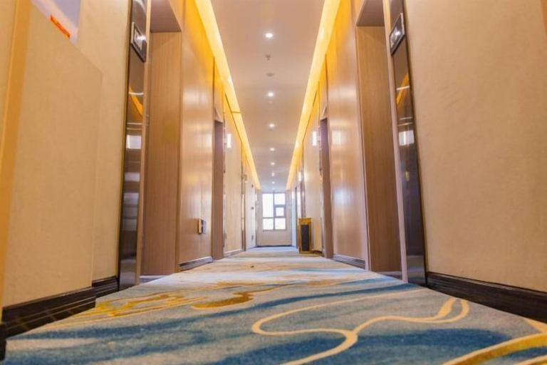 Others 5, Minfeng Hotel, Chongqing
