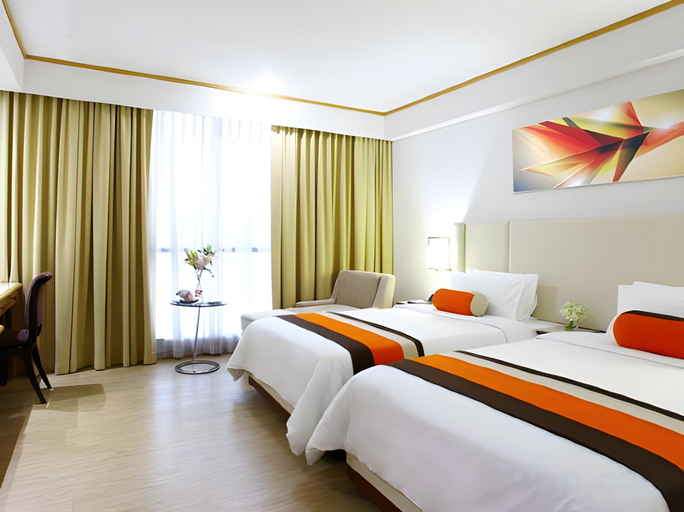 Bedroom 12