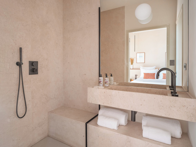Bathroom 4, Hotel Liautaud Cassis, Bouches-du-Rhône