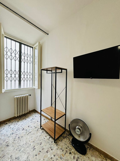 Others 5, Great Central Apartment, Florence