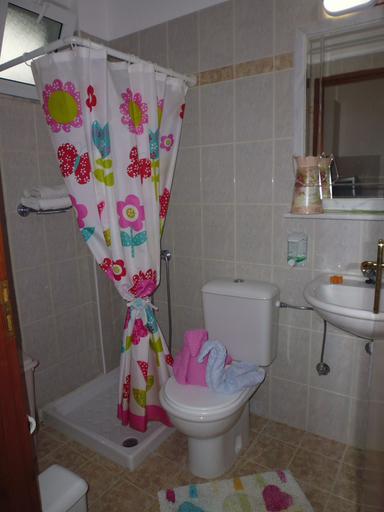 Bathroom 5, Farkia Exclusive Studios, South Aegean