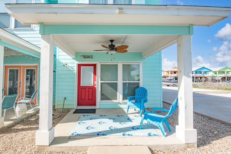 Exterior & Views 2, Paradise Azul - Golf Cart, Shuffleboard!, Nueces