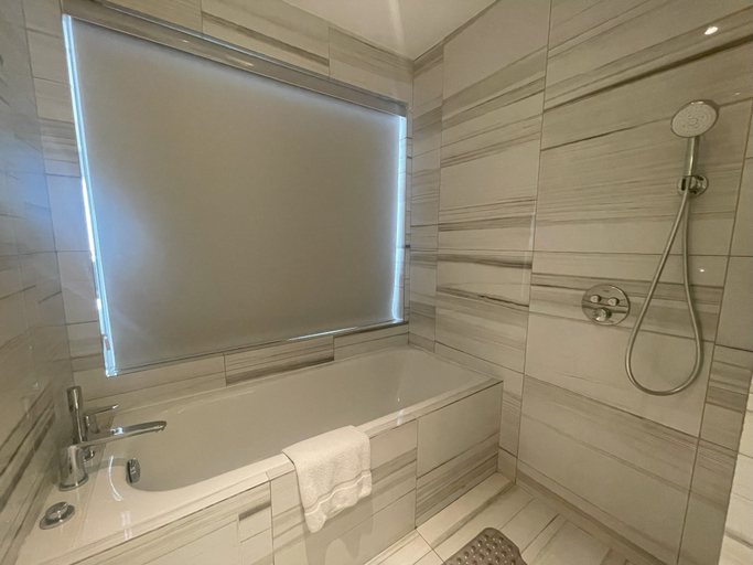 Bathroom 6