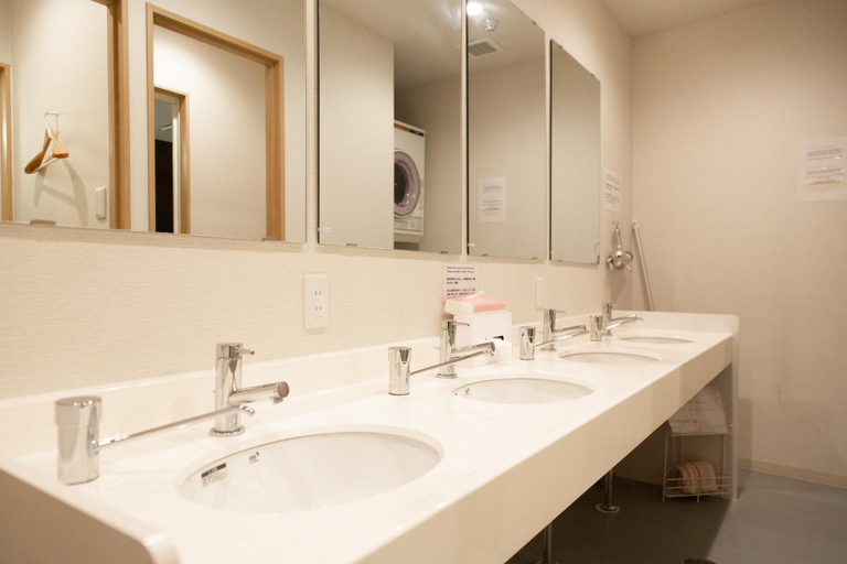 Bathroom 8
