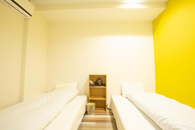 Bedroom 4, 1.2.3 Guest House, Osaka
