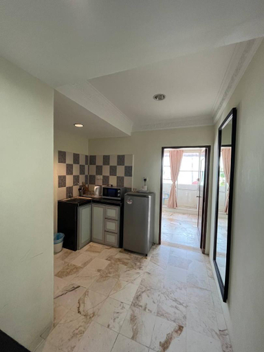 Dining Room 7