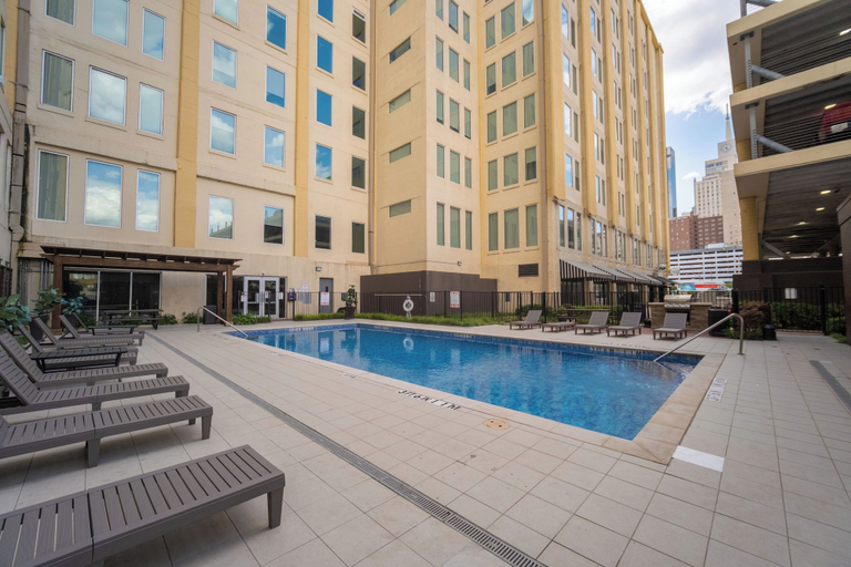 Sport & Beauty 5, Downtown Dallas Loft, Dallas