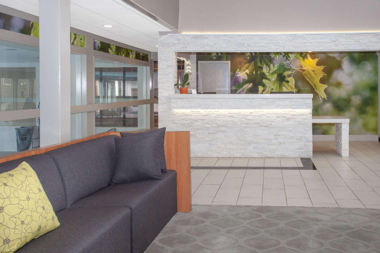 Public Area 2, Wyndham Garden Fort Wayne, Allen