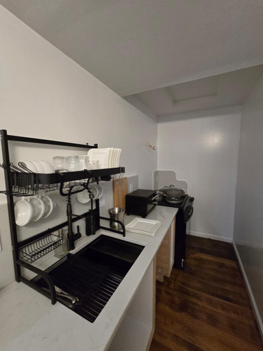 Others 5, Beautiful Boston Bedroom - New Renovation, Boston