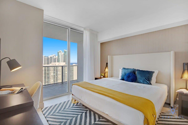 Bedroom 4, Luxury Condo with Stunning Views | Amazing Pools, Broward