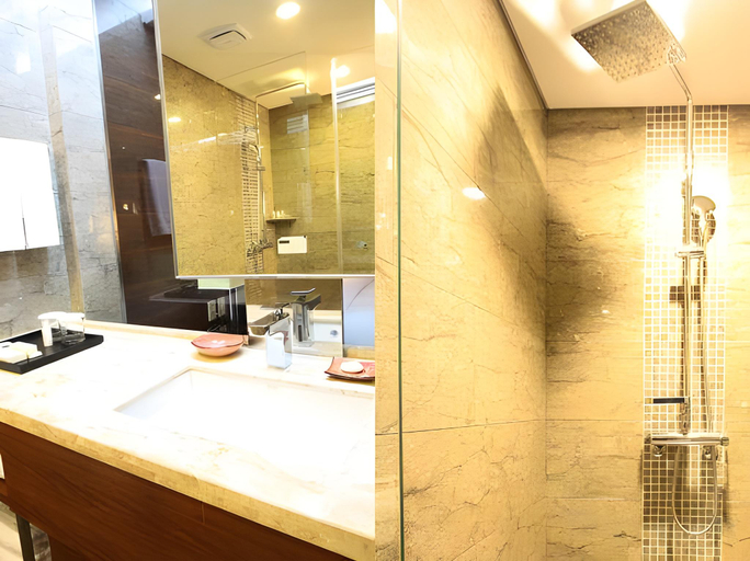 Bathroom 3, Jeju Raon Hotel & Resort, Jeju