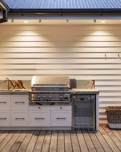 Room 3, Muskoka Luxe Retreat With Pool Spa Fire Pit, Melbourne