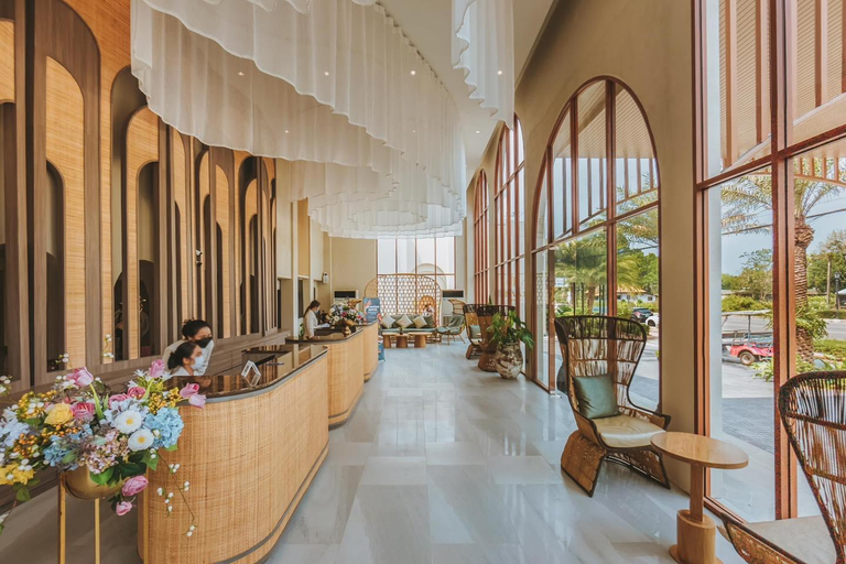 Public Area 2, Maldives Beach Resort Sha Extra Plus, Tha Mai