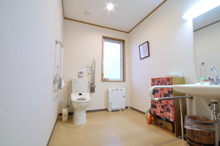 Bathroom, Polaris, Teshikaga