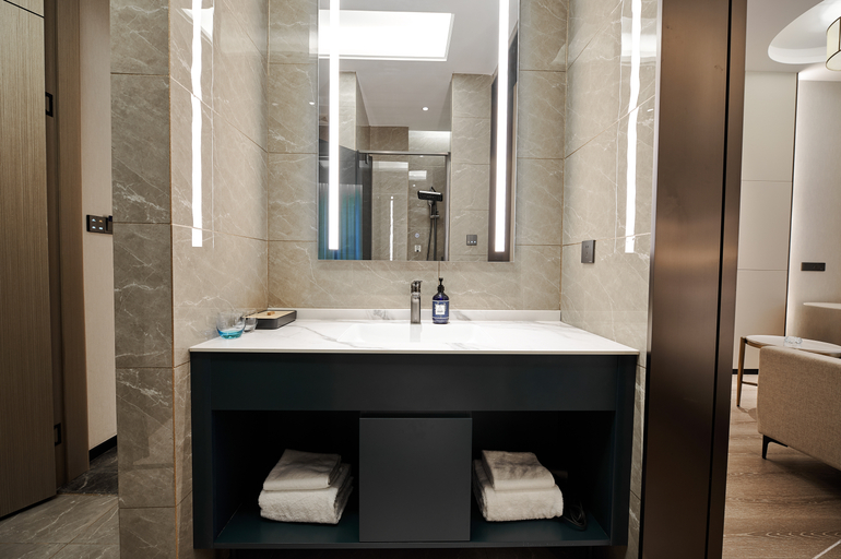 Bathroom 3, Starway Hotel Dingxi Tongwei Wenquan Road, Dingxi