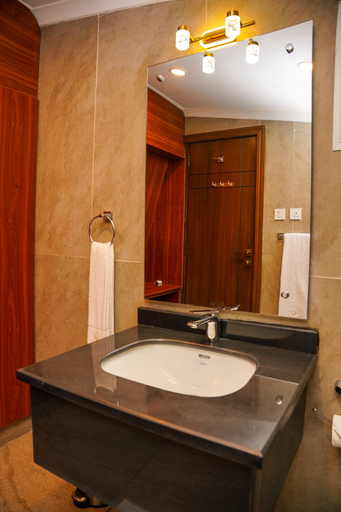Bathroom 3, Lodges By Baron Hunza Attabad Lake, Northern Areas